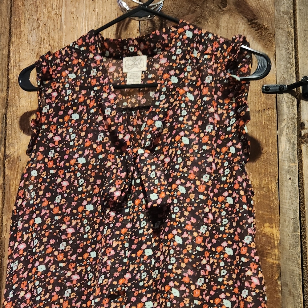 Eyelash couture sheer sleeveless flowered top